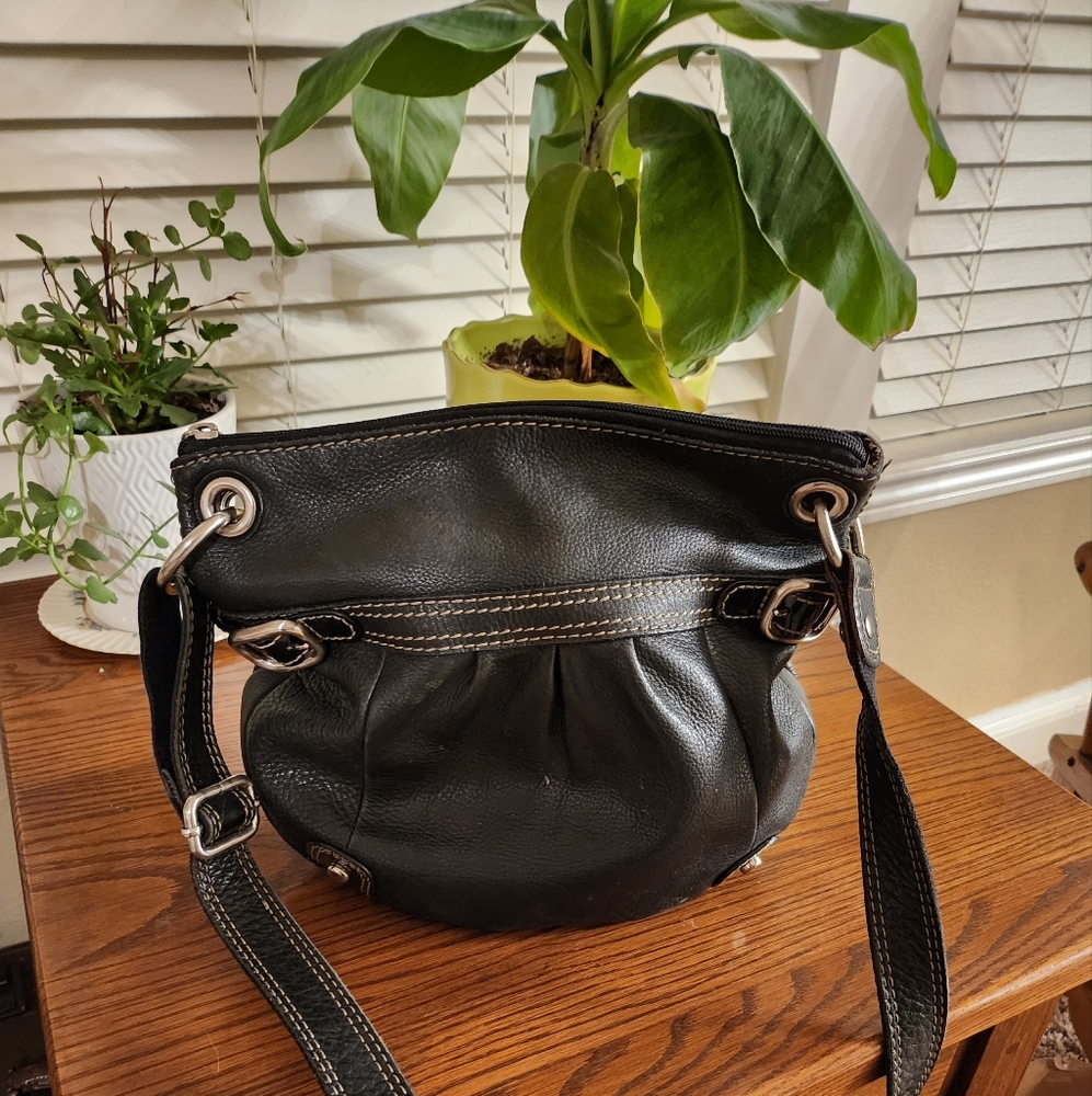 Medium leather crossbody